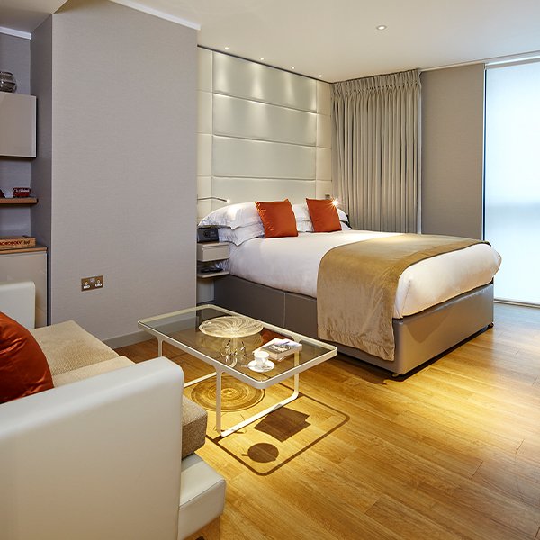 Studio Serviced Apartment in Tower Hill, London EC3R