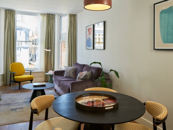 Two Bedroom Serviced Apartment in South Kensington, London SW7