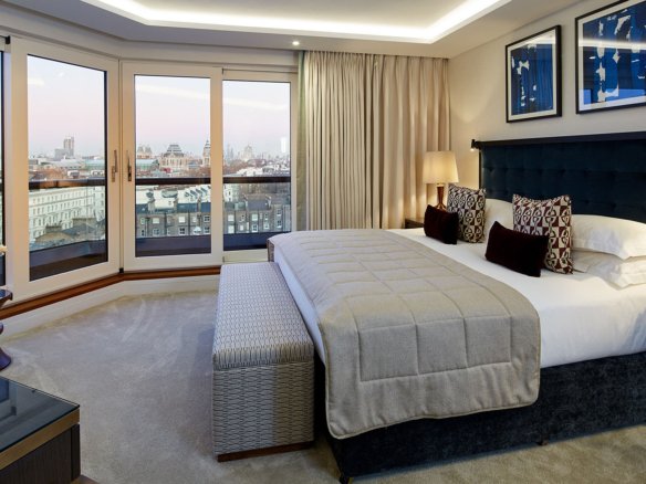 Two Bedroom Serviced Apartment in Kensington, London SW7