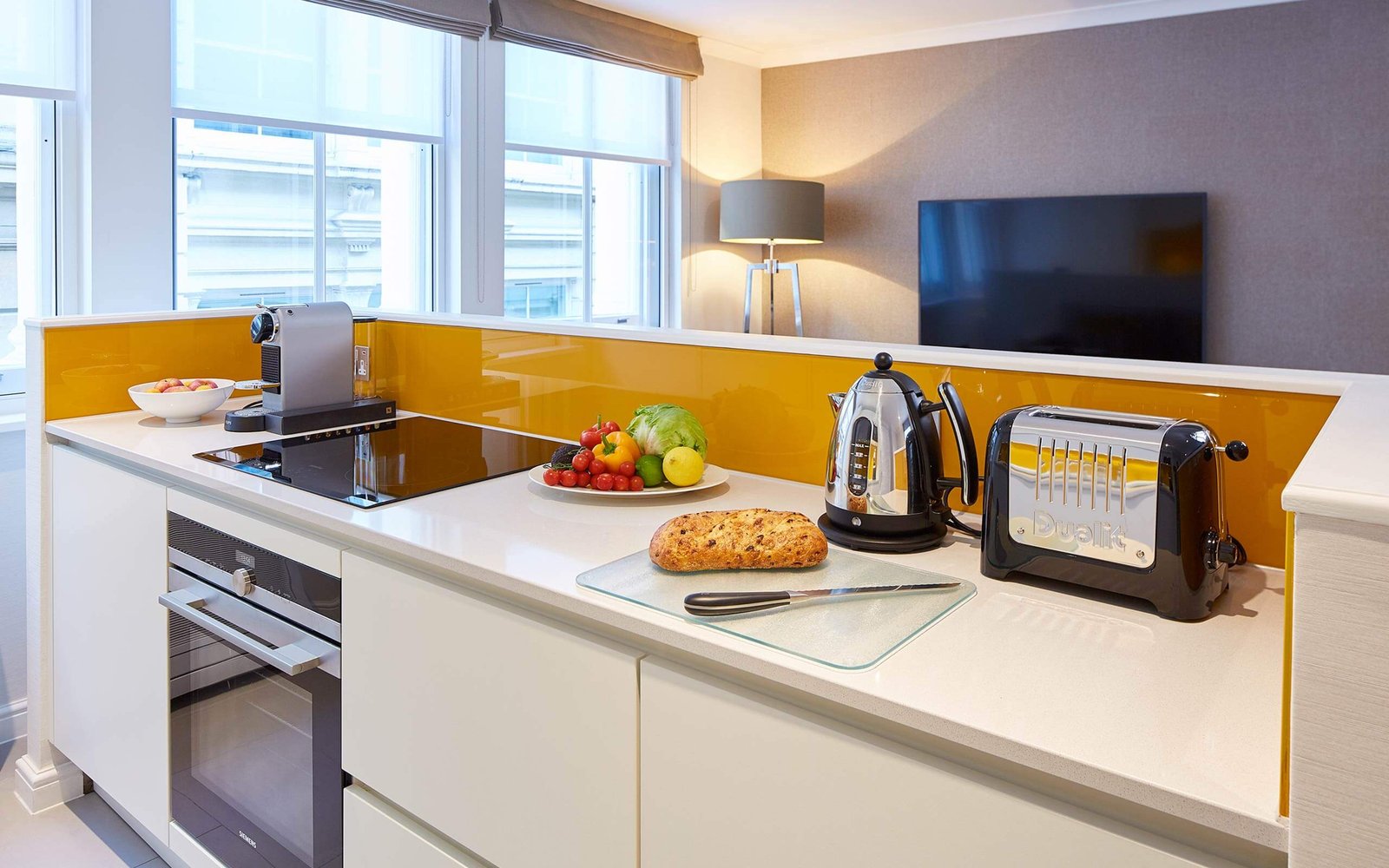 One Bedroom Serviced Apartment in City of London, London EC4
