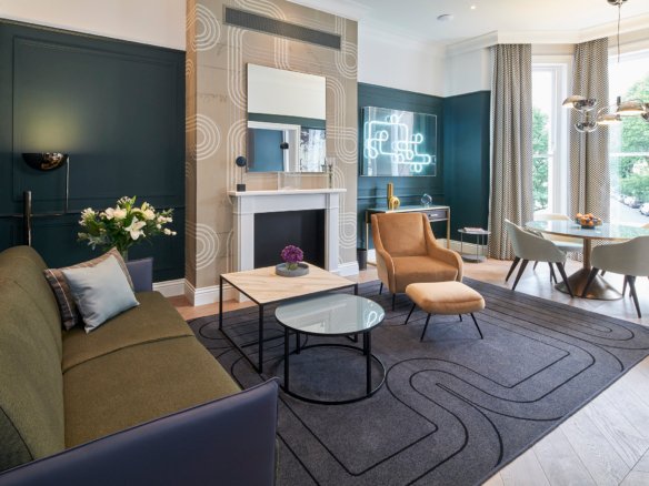 One Bedroom Serviced Apartment in Kensington, London W8