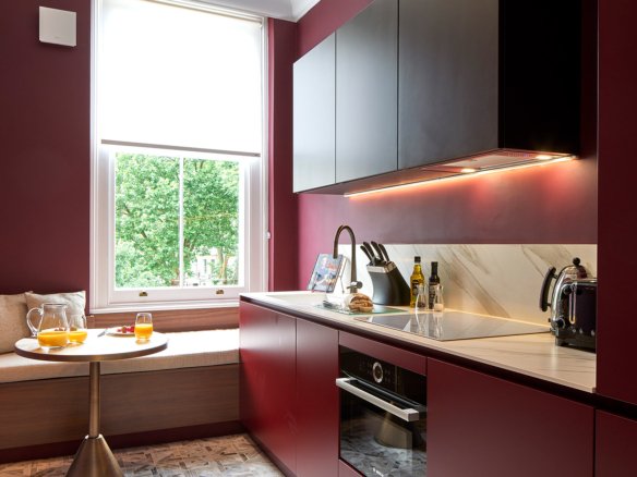 Two Bedroom Serviced Apartment in Kensington, London W8