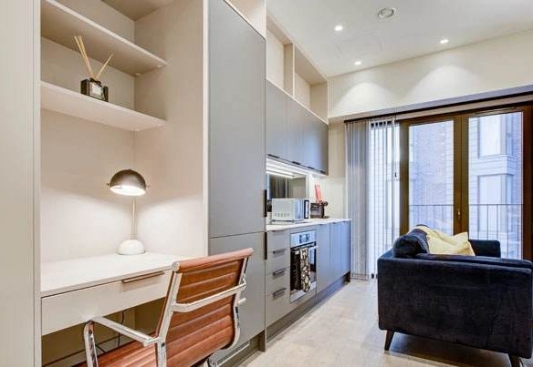 One Bedroom Serviced Apartment in Canary Wharf, London E14