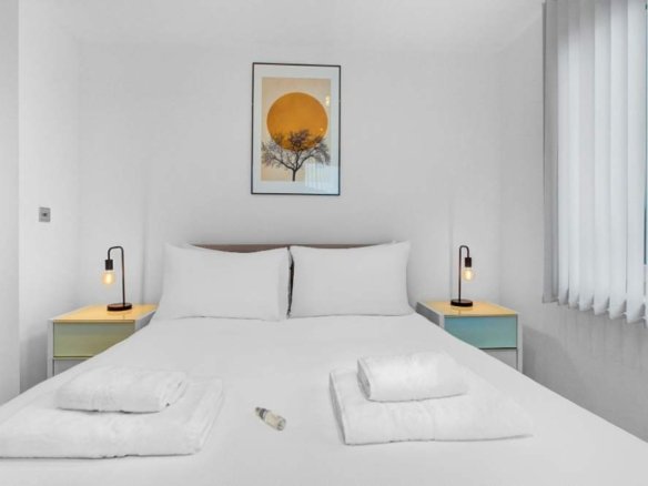 Two Bedroom Serviced Apartment in Greenwich, London SE10