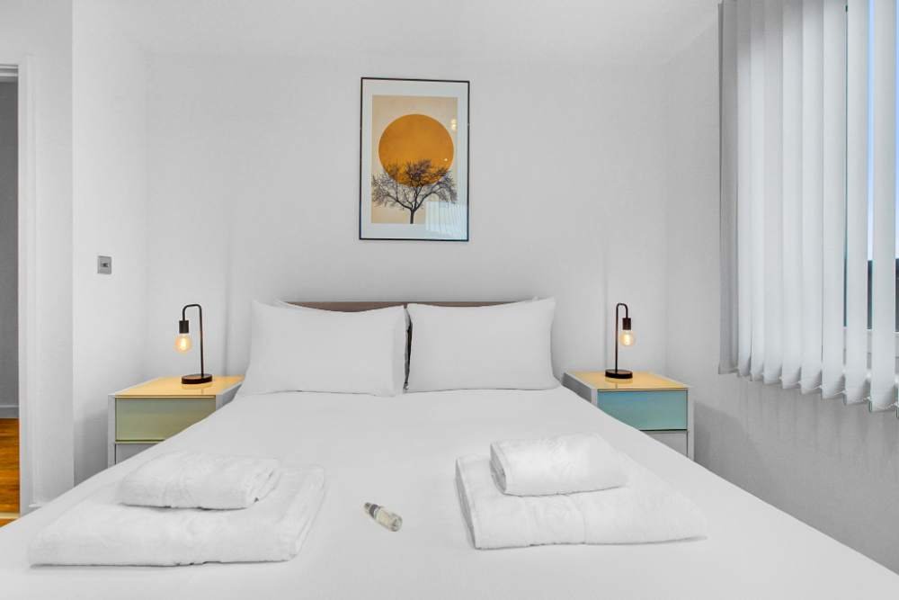 Two Bedroom Serviced Apartment in Greenwich, London SE10