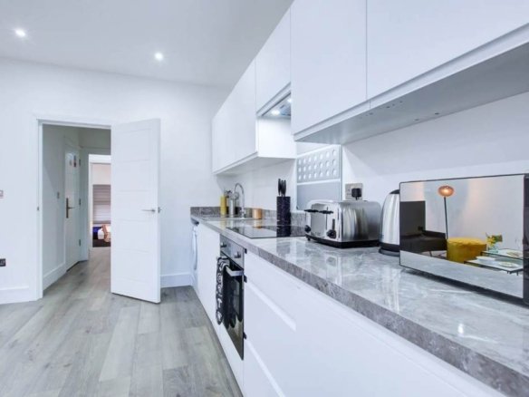 One Bedroom Serviced Apartment in Wandsworth, London SW18