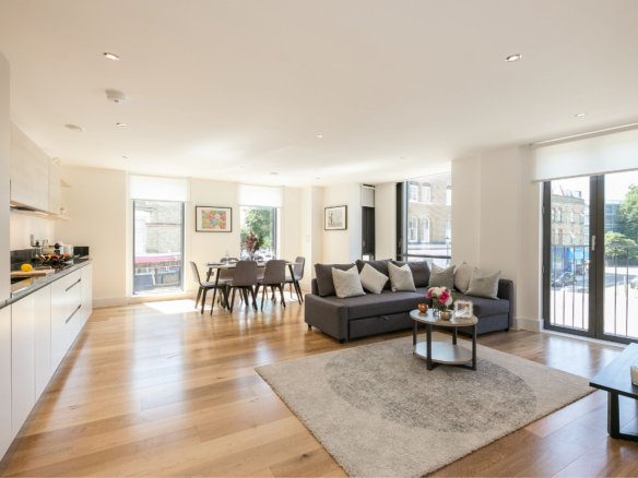 Two Bedroom with Balcony Serviced Apartment in Notting Hill